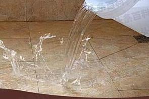 银海漏水维修 免砸砖防水材料该如何施工
